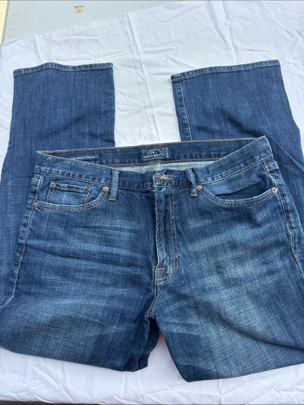 Lucky brand men’s vintage straight size 36 x 30 pants